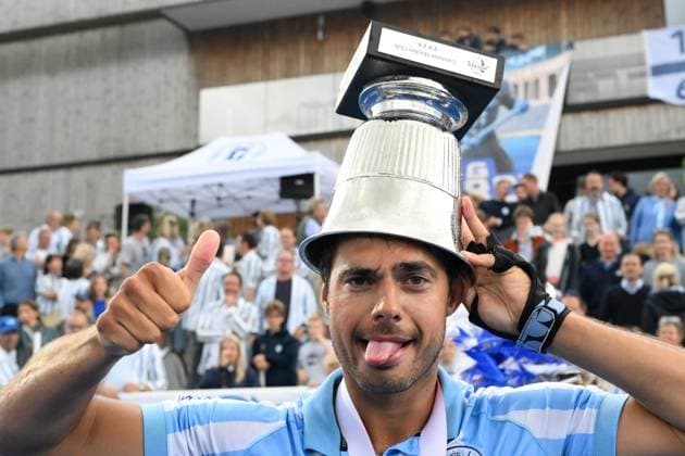Gantoise s Alexander Hendrickx celebrates after winning a hockey game between Gantoise and Woluwe, Sunday 03 May 2026 in Gent, in the Final of the Dr. Oetker Hockey Cup 2025-2026 tournament. JILLxDELSAUX  x172759993x