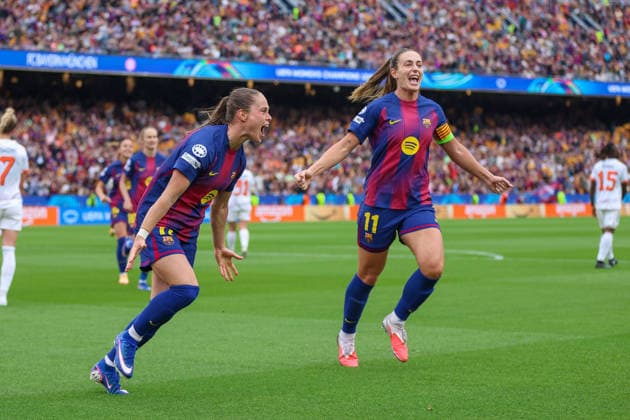 BARCELONA, SPAIN, MAY 3: Ewa Pajor (17 FC Barcelona, Barca celebrates with Alexia Putellas (11 FC Barcelona) after scoring a goal during the UEFA Womens Champions League match between FC Barcelona and Bayern Munich at Spotify Camp Nou on May 3rd, 2026 in Barcelona, Spain (Photo by Alexander Canillas Sports Press Photo) Copyright: xAlexanderxCanillas SPPx Sportspressphoto_SPR140926