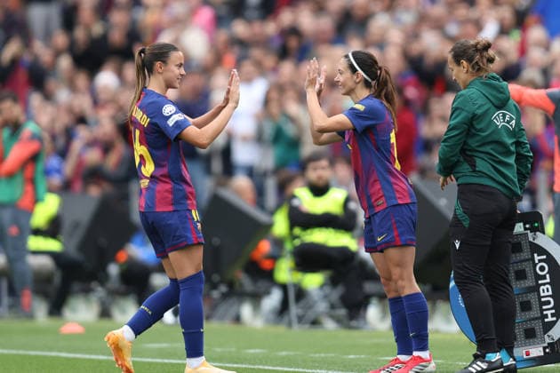 BARCELONA, SPAIN, MAY 3: Clara Serrajordi (16 FC Barcelona, Barca is substituted by Aitana Bonmati (14 FC Barcelona) during the UEFA Womens Champions League match between FC Barcelona and Bayern Munich at Spotify Camp Nou on May 3rd, 2026 in Barcelona, Spain (Photo by Alexander Canillas Sports Press Photo) Copyright: xAlexanderxCanillas SPPx Sportspressphoto_SPR140953