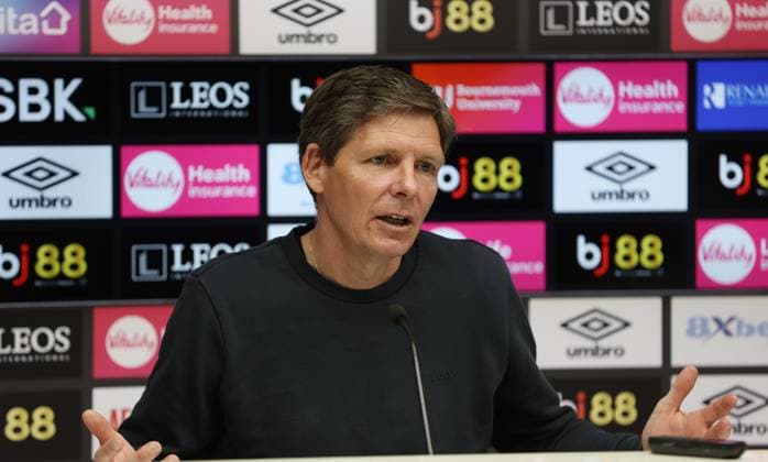 Premier League - AFC Bournemouth v Crystal Palace BOURNEMOUTH, ENGLAND, MAY 03: Oliver Glasner Manager of Crystal Palace during his post match press conference, PK, Pressekonferenz after the Premier League match between AFC Bournemouth v Crystal Palace at Vitality Stadium, Bournemouth, England, on May 3. (Photo by Daniel Weir) Bournemouth Vitality Stadium England Copyright: xDanielxWeir SportsxPressxPhotox Sportspressphoto_SPR140966