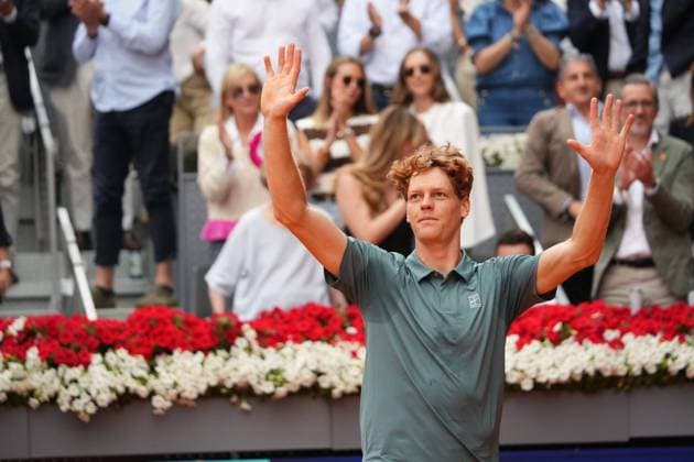 Alexander Zverev, of Germany to Jannik Sinner, of Italy, during their men s singles tennis final match at the Madrid Open tennis tournament in Madrid, Spain, Sunday, May 3, 2026 Cordon Press 