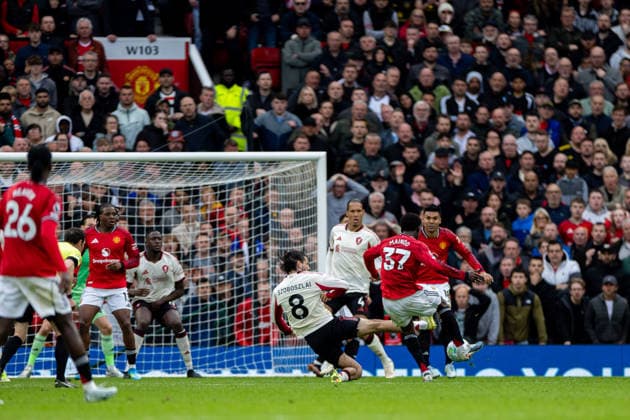 Football - FA Premier League - Manchester United, ManU FC v Liverpool FC MANCHESTER, ENGLAND - Sunday, May 3, 2026: Manchester United s Kobbie Mainoo scores the his side s third goal during the FA Premier League match between Manchester United FC and Liverpool FC at Old Trafford. (Photo by David Rawcliffe Propaganda) MANCHESTER Old Trafford GREATER MANCHESTER ENGLAND  Copyright: xDavidxRawcliffex P2026-05-03-Man_Utd_Liverpool-105