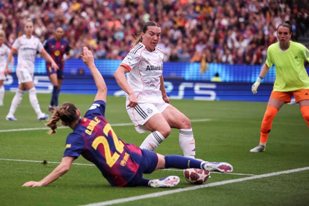 May 3, 2026, Barcelona, Barcelona, SPAIN: Vanessa Gilles of FC Bayern Munchen and Ona Batlle Pascual of FC Barcelona, Barca in action during the UEFA WomenÃ¢â‚¬â ¢s Champions League 2025 26 Semi Final second leg, football match played between FC Barcelona and FC Bayern Munchen at Spotify Camp Nou stadium on May 03, 2026 in Barcelona, Spain. FC Barcelona V FC Bayern Munchen - UEFA WomenÃ¢â‚¬â ¢S Champions League 2025 26 Semi Final Second Leg  - ZUMAa181 20260503_zaa_a181_142 Copyright: xJavierxBorregox