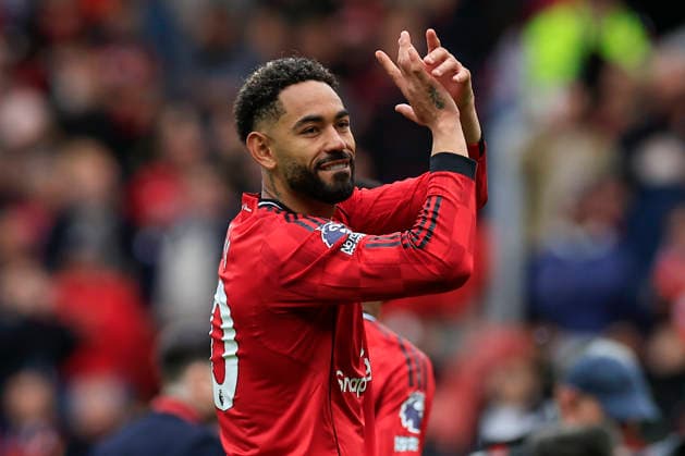 Manchester United, ManU v Liverpool, Premier League Matheus Cunha (10) of Manchester United celebrates the 3-2 victory at the end of the Premier League match between Manchester United and Liverpool at Old Trafford, Manchester, UK on 3 May 2026. Manchester Old Trafford Greater Manchester UK Editorial use only DataCo restrictions apply See www.football-dataco.com , Copyright: xConorxMolloyx PSI-24192-0083