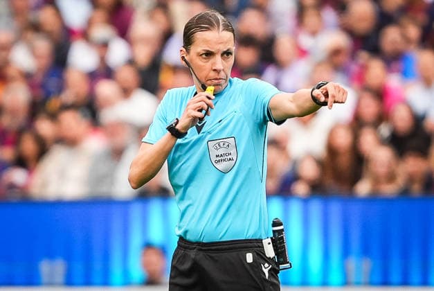 May 3, 2026, Barcelona, Spain, Spain: Referee Stephanie FRAPPART during the UEFA Women s Champions League match between FC Barcelona, Barca and FC Bayern Munich at Spotify Camp Nou Stadium on May 03, 2026 in Barcelona, Spain. Barcelona Spain - ZUMAm308 20260503_zsp_m308_010 Copyright: xMatthieuxMirvillex