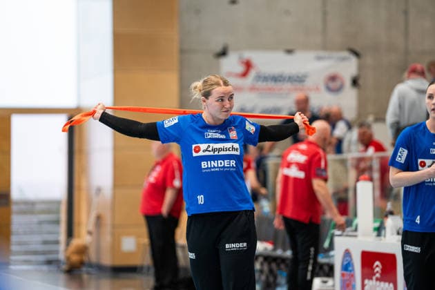 HSG Blomberg-Lippe (GER) vs. Thueringer HC (GER), Handball, 1. Handball Bundesliga Frauen, Halbfinale, Spiel 2, 3.5.2026, Saision 2025 2026, Bad Langensalza Maxi Muehlner (HSG Blomberg-Lippe, 10) beim Aufwaermen Bad Langensalza Salza-Halle Deutschland