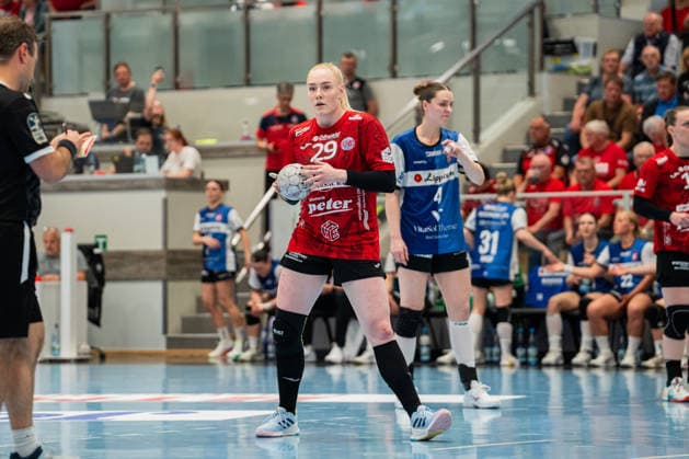 HSG Blomberg-Lippe (GER) vs. Thueringer HC (GER), Handball, 1. Handball Bundesliga Frauen, Halbfinale, Spiel 2, 3.5.2026, Saision 2025 2026, Bad Langensalza Johanna Reichert (Thueringer HC, 29) vor einem 7-Meter Wurf Bad Langensalza Salza-Halle Deutschland