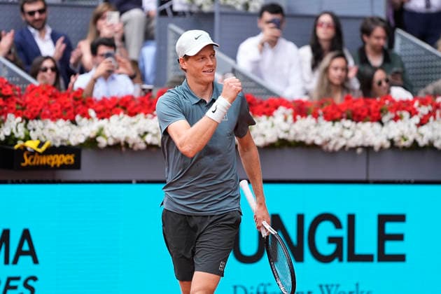 May 3, 2026, Madrid, Madrid, Spain: Jannik Sinner of Italy celebrates after winning against Alexander Zverev of Germany during the Men s Singles Final of Mutua Madrid Open 2026 at La Caja Magica on May 03, 2026 in Madrid, Spain. Mutua Madrid Open 2026 - Day 14  - ZUMAa181 20260503_zaa_a181_397 Copyright: xOscarxJ.xBarrosox