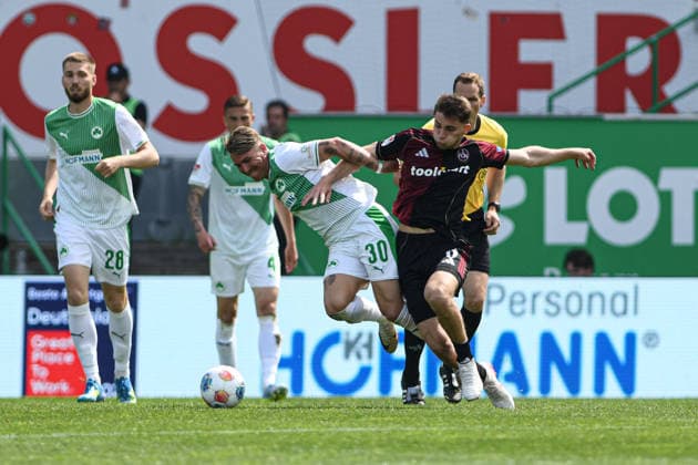 276. Frankenderby: SpVgg Greuther Fuerth vs. 1.FC Nürnberg Football, 2nd Bundesliga 276. Frankenderby: SpVgg Greuther Fuerth vs. 1.FC Nürnberg 3 May 2026 Sportpark Ronhof Thomas Sommer, Fuerth, Germany Image: Felix Klaus (Fürth) in action. DFL regulations prohibit any use of photographs as image sequences and or quasi-video Copyright: xPresseFotoxEvansx xRyanxEvansx
