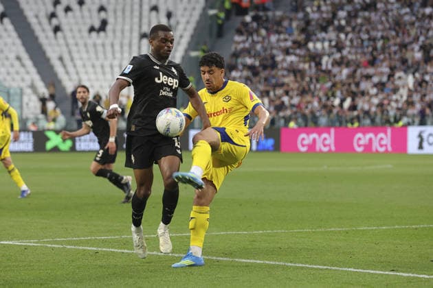 Abdou Harroui of Hellas Verona FC competes for the ball with Pierre Kalulu of Juventus FC during Juventus FC vs Hellas Verona, 35Â° Serie A Enilive 2025-26 game at Alianz stadium in Torino (TO), Italy, on May 03, 2026.  Copyright: xDavidexCasentini IPAxSportx xipa-agency.netx xx IPA_74416046 IPA_Agency_IPA74416046