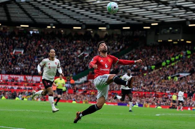 Manchester United, ManU v Liverpool, Premier League Bruno Fernandes (8) of Manchester United controls the ball during the Premier League match between Manchester United and Liverpool at Old Trafford, Manchester, UK on 3 May 2026. Manchester Old Trafford Greater Manchester UK Editorial use only DataCo restrictions apply See www.football-dataco.com , Copyright: xConorxMolloyx PSI-24192-0153