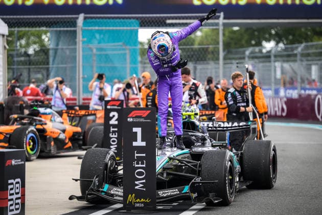 F1 - MIAMI GRAND PRIX 2026 KIMI ANTONELLI Andrea (ita), Mercedes AMG F1 Team W16, portrait, celebrate his win during the Formula 1 Miami Grand Prix 2026, 4th round of the 2026 Formula One World Championship, WM, Weltmeisterschaft from May 1 to 3, 2026 on the Miami International Autodrome, in Miami Gardens, USA - Miami GardensUnited States  Copyright: xDPPIx