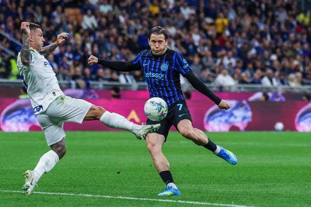 FC Internazionale vs Parma Calcio 1913 - Serie A 2025 26 - 03 05 2026 Piotr Zielinski of FC Internazionale seen in action during Serie A 2025 26 football match between FC Internazionale and Parma Calcio 1913 at San Siro Stadium in Milan, Italy Copyright: xBEAUTIFULxSPORTS Carabellix