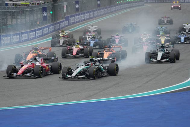 Formula 1 Crypto.com Miami Grand Prix 2026 03.05.2026, Miami International Autodrome, Miami, Formula 1 Crypto.com Miami Grand Prix 2026 ,im Bild Rennstart:, Charles Leclerc (MCO), Scuderia Ferrari HP, Andrea Kimi Antonelli (ITA), Mercedes-AMG Petronas Formula One Team, Lando Norris (GBR), McLaren Mastercard F1 Team, Oscar Piastri (AUS), Lewis Hamilton (GBR), George Russell (GBR)