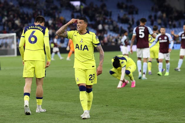 Aston Villa v Tottenham 3 May 2026, Aston - Premier League Football - Aston Villa v Tottenham Hotspur - Pedro Porro of Tottenham Hotspur celebrates victory - Photo: Charlotte Wilson Offside. Aston UK Copyright: xCharlottexWilsonx xOffsidexOffside