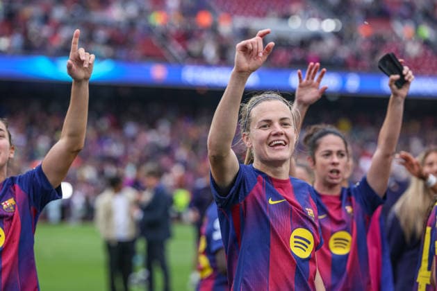 ESP, Barcelona, FC Barcelona, Barca vs FC Bayern München, Women s Champions League, Fussball, UEFA, Spielzeit 2025 2026, Camp Nou, Halbfinale, Rückspiel im Bild: Freude, Jubel, Emotionen nach dem Sieg beim FC Barcelona, Joy, jubilation, and excitement following the victory over FC Barcelona, Alegria, jubilo y emocion tras la victoria ante el FC Barcelona, Irene Paredes (FC Barcelona 2) DFB DFL REGULATIONS PROHIBIT ANY USE OF PHOTOGRAPHS AS IMAGE SEQUENCES AND OR QUASI-VIDEO, 03.05.2026 Copyright: HMBxMedia HendrikxHamelau