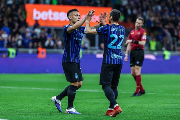 FC Internazionale vs Parma Calcio 1913 - Serie A 2025 26 - 03 05 2026 Henrikh Mkhitaryan of FC Internazionale celebrates after scoring a goal with Lautaro Martinez of FC Internazionale during Serie A 2025 26 football match between FC Internazionale and Parma Calcio 1913 at San Siro Stadium in Milan, Italy Copyright: xBEAUTIFULxSPORTS Carabellix