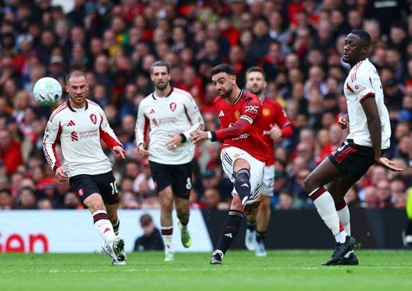 Bruno Fernandes of Manchester United, ManU Manchester United v Liverpool, Premier League, Football, Old Trafford, Manchester , UK - 03 May 2026Manchester Old Trafford United Kingdom EDITORIAL USE ONLY No use with unauthorised audio, video, data, fixture lists, club league logos or live services. Online in-match use limited to 120 images, no video emulation. No use in betting, games or single club league player publications.  Copyright: xMattxWest Shutterstockx 16854589cc