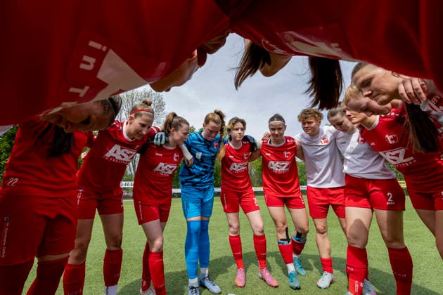 Thüringen-Pokal Halbfinal Frauen: Saalfeld Titans vs. 1. FFV Erfurt; Saalfeld; 03.05.2026 1. FFV Erfurt Thüringen-Pokal Halbfinal Frauen: Saalfeld Titans vs. 1. FFV Erfurt; An den Saalewiesen; 03.05.2026 Copyright: xBEAUTIFULxSPORTS Duehringx