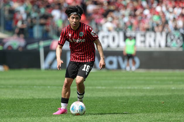 2. Bundesliga - Hannover 96 - SC Preußen Münster am 03.05.2026 in der Heinz von Heiden Arena in Hannover Daisuke Yokota (Hannover 18) an Ball