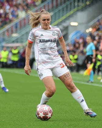 BARCELONA, SPAIN, MAY 3: Georgia Stanway (31 Bayern Munich) during the UEFA Womens Champions League match between FC Barcelona, Barca and Bayern Munich at Spotify Camp Nou on May 3rd, 2026 in Barcelona, Spain (Photo by Alexander Canillas Sports Press Photo) Copyright: xAlexanderxCanillas SPPx Sportspressphoto_SPR141632