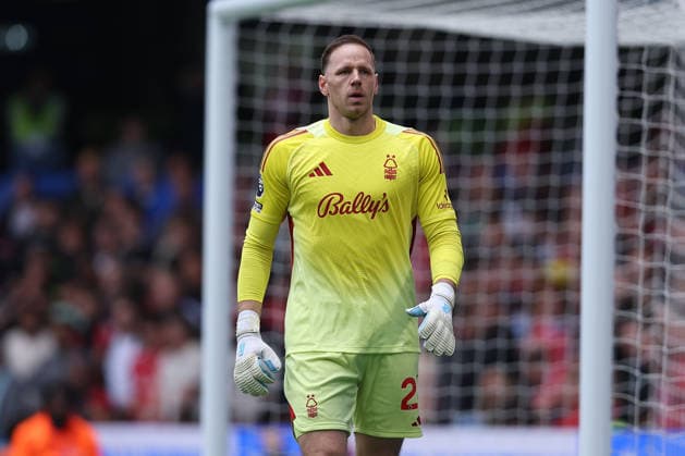 4th May 2026; Stamford Bridge, Chelsea, London, England: Premier League Football, Chelsea versus Nottingham Forest; goalkeeper Matz Sels of Nottingham Forest KatiexChan