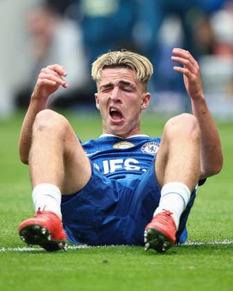 Chelsea v Nottingham Forest, Premier League Jesse Derry of Chelsea on the ground following a challenge during the Chelsea v Nottingham Forest Premier League match at Stamford Bridge, London, England on 4 May 2026 Credit: Ian Stephen Every Second Media Editorial use only. All images are copyright Every Second Media Limited. No images may be reproduced without prior permission. All rights reserved. Premier League and Football League images are subject to licensing agreements with Football DataCo Limited. see https: www.football-dataco.com Copyright: xIMAGO EveryxSecondxMediax ESM-1973-0050 IanxStephenx xEveryxSecondxMediax