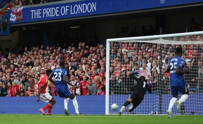 Premier League - Chelsea v Nottingham Forest LONDON, ENGLAND, MAY 04: GOAL 3-0, Taiwo Awoniyi of Nottingham Forest scores a goal to put Nottingham Forest 3-0 ahead during the Premier League match between Chelsea v Nottingham Forest at Stamford Bridge Stadium, London, England, on May 4. (Photo by Daniel Weir) London Stamford Bridge STadium England Copyright: xDanielxWeir SportsxPressxPhotox Sportspressphoto_SPR141770
