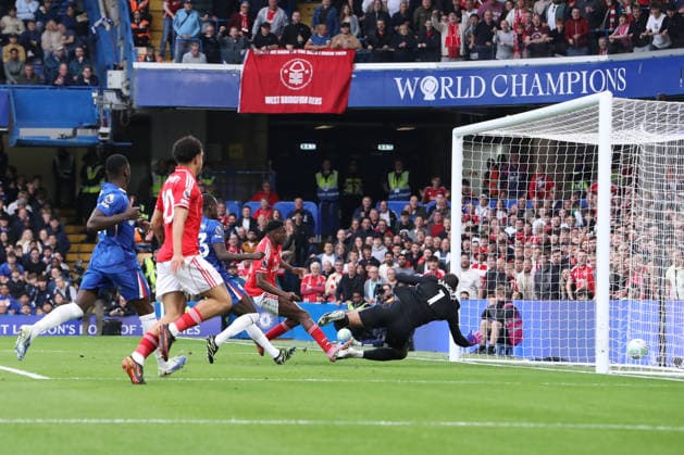 4th May 2026; Stamford Bridge, Chelsea, London, England: Premier League Football, Chelsea versus Nottingham Forest; Taiwo Awoniyi of Nottingham Forest scores past keeper Sanchez in the 52nd minute for 0-3 KatiexChan