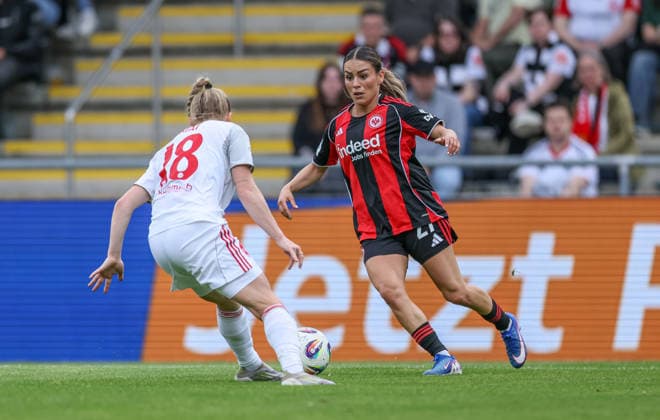 GER, Frankfurt, Eintracht Frankfurt vs FC Nürnberg, Google Pixel Bundesliga, Fussball, DFB, Spielzeit 2025 2026, Stadion am Brentanobad, 24. Spieltag im Bild v.l.: Franziska Mai (1. FC Nürnberg Frauen 18), Ereleta Memeti (Eintracht Frankfurt Frauen 27) DFB DFL REGULATIONS PROHIBIT ANY USE OF PHOTOGRAPHS AS IMAGE SEQUENCES AND OR QUASI-VIDEO, 04.05.2026 Copyright: HMBxMedia HendrikxHamelau