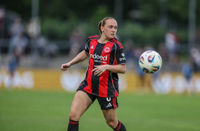 GER, Frankfurt, Eintracht Frankfurt vs FC Nürnberg, Google Pixel Bundesliga, Fussball, DFB, Spielzeit 2025 2026, Stadion am Brentanobad, 24. Spieltag im Bild: Lisanne Gräwe (Eintracht Frankfurt Frauen 8) DFB DFL REGULATIONS PROHIBIT ANY USE OF PHOTOGRAPHS AS IMAGE SEQUENCES AND OR QUASI-VIDEO, 04.05.2026 Copyright: HMBxMedia HendrikxHamelau
