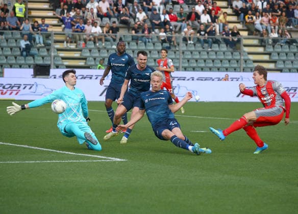 Cremonese Alessio Zerbin during the Serie A soccer match between Cremonese and Lazio at the Giovanni Zini in Cremona, north west Italy - LunedÃ¬ , 4 Maggio 2026. - Soccer .  Copyright: xAlbertoxMariani LaPressex