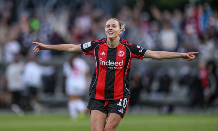 GER, Frankfurt, Eintracht Frankfurt vs FC Nürnberg, Google Pixel Bundesliga, Fussball, DFB, Spielzeit 2025 2026, Stadion am Brentanobad, 24. Spieltag im Bild: Laura Freigang (Eintracht Frankfurt Frauen 10), 3:1, Tor, Jubel und Freude, Emotionen DFB DFL REGULATIONS PROHIBIT ANY USE OF PHOTOGRAPHS AS IMAGE SEQUENCES AND OR QUASI-VIDEO, 04.05.2026 Copyright: HMBxMedia HendrikxHamelau