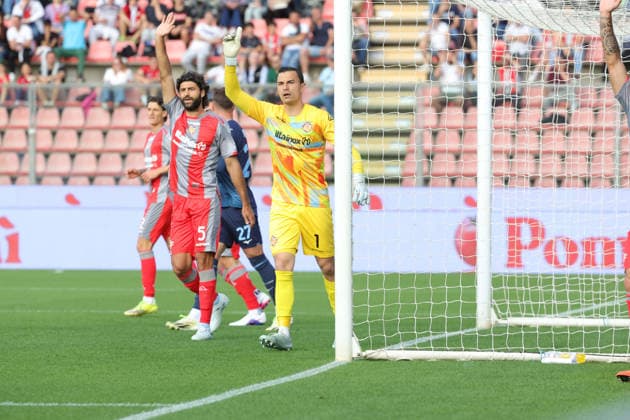 Cremonese s Emil Audero during the Serie A soccer match between Cremonese and Lazio at the Giovanni Zini Stadium in Cremona Italy - Sunday, 4 may 2026. - Soccer .  Copyright: xAlbertoxMariani LaPressex