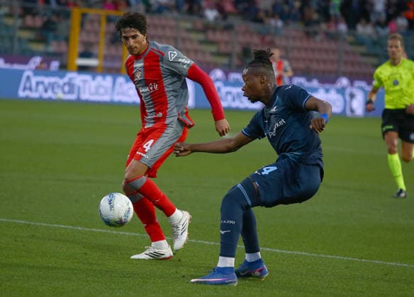 Lazio Tijjani Noslin during the Serie A soccer match between Cremonese and Lazio at the Giovanni Zini in Cremona, north west Italy - LunedÃ¬ , 4 Maggio 2026. - Soccer .  Copyright: xAlbertoxMariani LaPressex