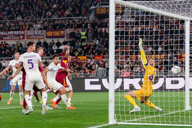 AS Roma v ACF Fiorentina - Serie A Enilive Gianluca Mancini of AS Roma scores first goal during the serie Serie A Enilive match between AS Roma and ACF Fiorentina at Stadio Olimpico on May 4, 2026 in Rome, Italy Rome Stadio Olimpico Lazio Italy Copyright: xGiuseppexMaffiax 260504_SerieA_Roma-Fiorentina_GM_00628