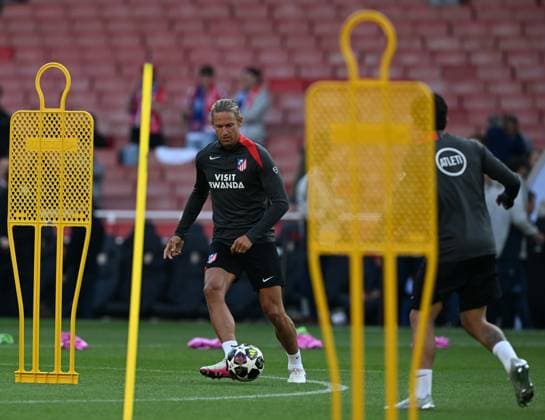 Ahead of Arsenal v Atletico Madrid - UEFA Champions League LONDON, UNITED KINGDOM - MAY 4: Marcos Llorente of Atletico Madrid attends training session ahead of the UEFA Champions League semi-final rematch against Arsenal at Emirates Stadium in London, United Kingdom on May 4, 2026. Rasid Necati Aslim Anadolu London United Kingdom. Editorial use only. Please get in touch for any other usage.  Copyright: x2026xAnadoluxRasidxNecatixAslimx