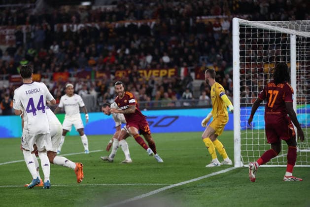 04.05.2026 Roma vs Fiorentina (Serie A) Calcio; 35Â° Giornata Nella foto: Mario Hermoso gol of A.S. Roma (Foto Gino Mancini)  Copyright: xGinoxMancini IPAxSportx xipa-agency.netx xx IPA_74438993 IPA_Agency_IPA74438993