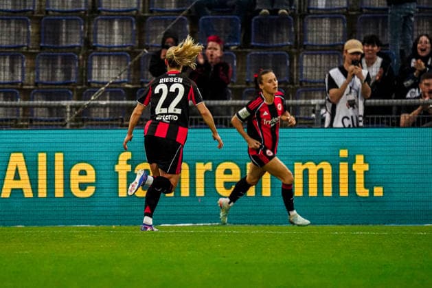 Deutschland: Fussball Google Pixel Frauen-Bundesliga 2025 2026 , 24. Spieltag - Eintracht Frankfurt Frauen vs 1. FC Nürnberg Frauen - Stadion Am Brentanobad (Frankfurt) : Nadine Riesen (Eintracht Frankfurt Frauen, 22) Torjubel, Jubel, Tor, Gestik, Geste, Emotionen Copyright: xBennetxLongx