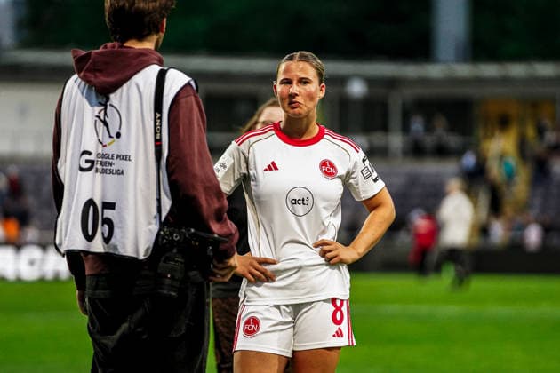 Deutschland: Fussball Google Pixel Frauen-Bundesliga 2025 2026 , 24. Spieltag - Eintracht Frankfurt Frauen vs 1. FC Nürnberg Frauen - Stadion Am Brentanobad (Frankfurt) : Meret Günster Meret Guenster (1. FC Nürnberg Frauen, 8) Mimik Copyright: xBennetxLongx