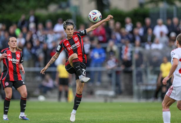 GER, Frankfurt, Eintracht Frankfurt vs FC Nürnberg, Google Pixel Bundesliga, Fussball, DFB, Spielzeit 2025 2026, Stadion am Brentanobad, 24. Spieltag im Bild: Sara Doorsoun (Eintracht Frankfurt Frauen 23) DFB DFL REGULATIONS PROHIBIT ANY USE OF PHOTOGRAPHS AS IMAGE SEQUENCES AND OR QUASI-VIDEO, 04.05.2026 Copyright: HMBxMedia HendrikxHamelau