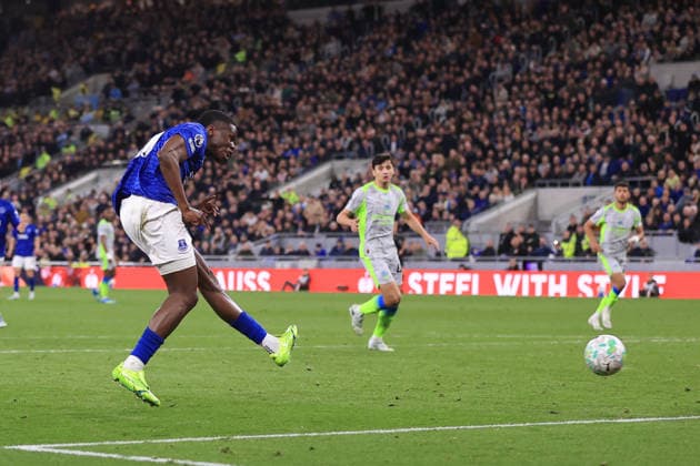 Football - Premier League - Everton v Manchester City 4th May 2026 - Premier League - Everton v Manchester City - Thierno Barry of Everton scores their 1st goal - Photo: Simon Stacpoole Offside. Liverpool UK Copyright: xSimonxStacpoolexOffside