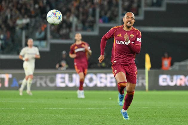 Foto IPP Roberto Ramaccia Roma 4 5 2026 Campionato di Calcio Serie A 2025 2026 Roma vs Fiorentina Nella foto Donyell Malen of AS Roma seen in action Italy Photo Press - World Copyright Roma italy Italia ITALY  Copyright: xR4924_italyphotopressx