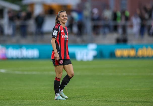 GER, Frankfurt, Eintracht Frankfurt vs FC Nürnberg, Google Pixel Bundesliga, Fussball, DFB, Spielzeit 2025 2026, Stadion am Brentanobad, 24. Spieltag im Bild: Hayley Raso (Eintracht Frankfurt Frauen 7), Freude nach dem Tor DFB DFL REGULATIONS PROHIBIT ANY USE OF PHOTOGRAPHS AS IMAGE SEQUENCES AND OR QUASI-VIDEO, 04.05.2026 Copyright: HMBxMedia HendrikxHamelau
