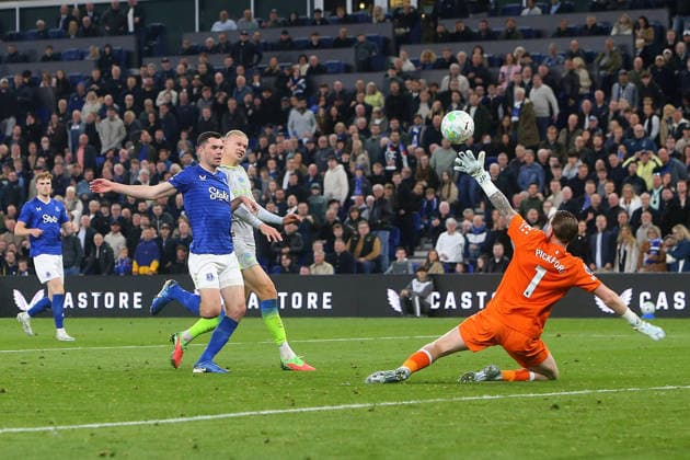 Erling Haaland of Manchester City scores their sides second goal Everton v Manchester City, Premier League, Football, Hill Dickinson Stadium, Liverpool , UK - 04 May 2026Liverpool Hill Dickinson Stadium United Kingdom EDITORIAL USE ONLY No use with unauthorised audio, video, data, fixture lists, club league logos or live services. Online in-match use limited to 120 images, no video emulation. No use in betting, games or single club league player publications.  Copyright: xPhilxOldham Shutterstockx 16854616bb