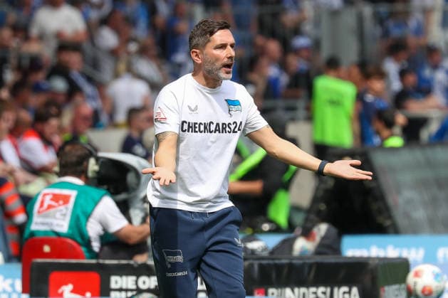 03.05.2026, xgox, Fussball - 2.Bundesliga 1.FC Magdeburg - Hertha BSC Berlin emspor, v.l. Stefan Leitl (Hertha, Trainer) gibt Anweisungen, gestikuliert mit den Armen, gesticulate, gives instructions (DFL DFB REGULATIONS PROHIBIT ANY USE OF PHOTOGRAPHS as IMAGE SEQUENCES and or QUASI-VIDEO) Magdeburg *** 03 05 2026, xgox, Fußball 2 Bundesliga 1 FC Magdeburg Hertha BSC Berlin emspor, v l Stefan Leitl Hertha, Trainer gibt Anweisungen, gestikuliert mit den Armen, gesticulate, gives instructions DFL DFB REGULATIONS PROHIBIT ANY USE OF PHOTOGRAPHS as IMAGE SEQUENCES and or QUASI VIDEO Magdeburg