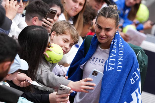 Aryna Sabalenka of Belarus signs autographs and takes pictures at the end of a training session at the Internazionali BNL d Italia 2026 tennis tournament at Foro Italico in Rome, Italy on May, 5, 2026. AntoniettaxBaldassarre