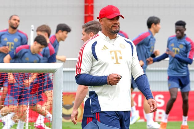 Trainer Vincent Kompany, seine Mannschaft, Porträt, Portrait, Fussball Abschlsstraining des FC Bayern München vor UEFA Champions League, gegen Paris Saint-Germain 05.05.2026 Trainingsgelände, Säbenerstr. FOTO: Mladen Lackovic LakoPress