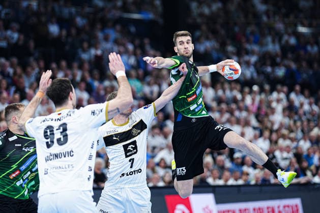 Wurf Tor Aleksandar Cenic Stamenkovic (RK Nexe, 33) GER, THW Kiel vs. RK Nexe, Handball, EHF European League, Viertelfinale, Rückspiel, Saison 2025 2026, 05.05.2026 GER, THW Kiel vs. RK Nexe, Handball, EHF European League, Viertelfinale, Rückspiel, Saison 2025 2026, 05.05.2026 Kiel Copyright: xEibner-Pressefoto MarcelxvonxFehrnx EP_MFN