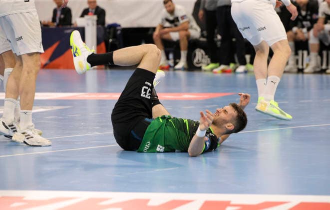 photo : Verlierer am Boden , Aleksandar Cenic Stamenkovic (Nasice) Handball Herren am Di. 05.05.2026 Mens EHF European League , THW Kiel - RK Nexe Nasice